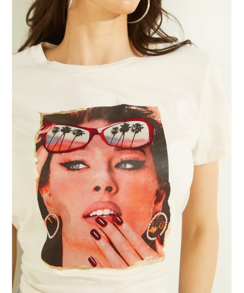 Guess(ゲス)の「Palm Sunglasses Easy Tee(Tシャツ/カットソー・レディース・クリーム・X-SMALL/SMALL/MEDIUM)」の2枚目の写真