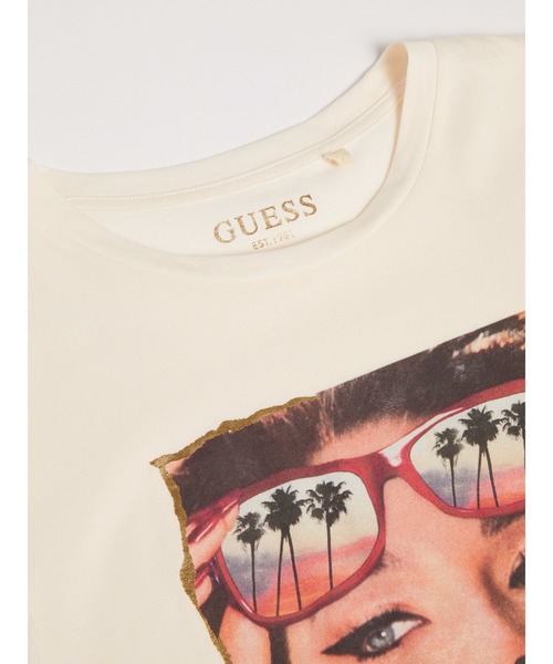 Guess(ゲス)の「Palm Sunglasses Easy Tee(Tシャツ/カットソー・レディース・クリーム・X-SMALL/SMALL/MEDIUM)」の6枚目の写真