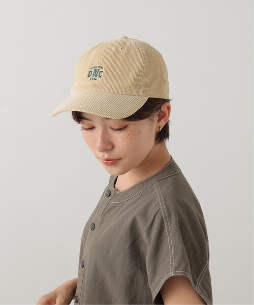 DOUBLE NAME(ダブルネーム)の「コーデュロイ刺しゅうCAP(キャップ・レディース・スミクロ/キナリ/ネイビー/レッド・FREE)」の2枚目の写真