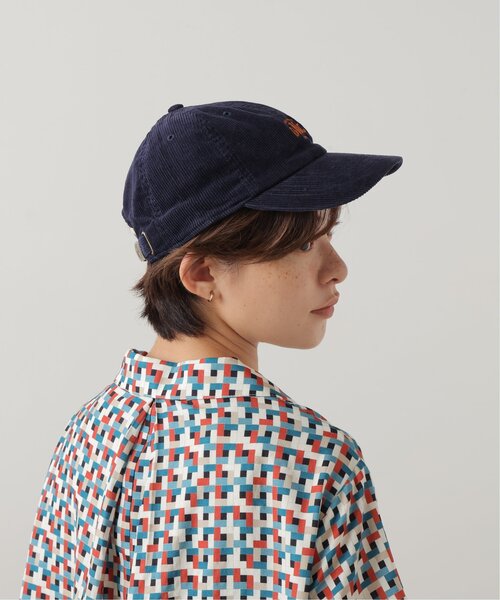 DOUBLE NAME(ダブルネーム)の「コーデュロイ刺しゅうCAP(キャップ・レディース・スミクロ/キナリ/ネイビー/レッド・FREE)」の6枚目の写真