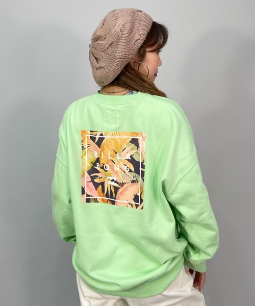 BILLABONG(ビラボン)の「BILLABONG/ビラボン ルーズシルエット/ボタニカル柄バックプリントスウェット/無地トレーナー BC014-001(スウェット・レディース・ホワイト/ブラック/グリーン・M/L)」の3枚目の写真