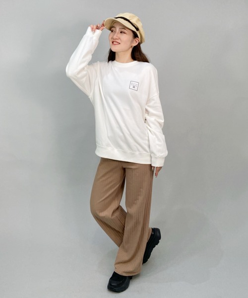 BILLABONG(ビラボン)の「BILLABONG/ビラボン ルーズシルエット/ボタニカル柄バックプリントスウェット/無地トレーナー BC014-001(スウェット・レディース・ホワイト/ブラック/グリーン・M/L)」の6枚目の写真