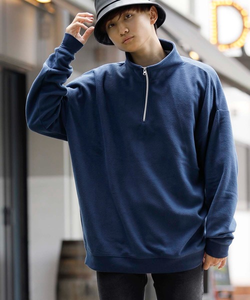 Beno(ビーノ)の「マイクロフリース リラックスオーバーシルエット ハーフジップ トレーナー(スウェット・メンズ・チャコールグレー/ブラック/ネイビー/オフホワイト/グリーン/ライトパープル/グレイッシュベージュ/グレイッシュブルー・S/M/L/XL)」の6枚目の写真