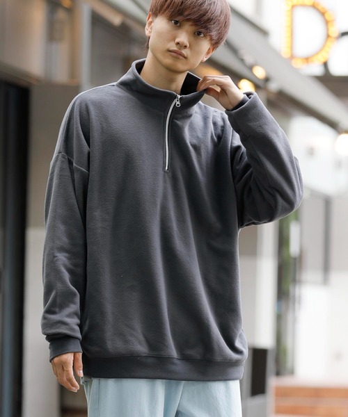 Beno(ビーノ)の「マイクロフリース リラックスオーバーシルエット ハーフジップ トレーナー(スウェット・メンズ・チャコールグレー/ブラック/ネイビー/オフホワイト/グリーン/ライトパープル/グレイッシュベージュ/グレイッシュブルー・S/M/L/XL)」の4枚目の写真