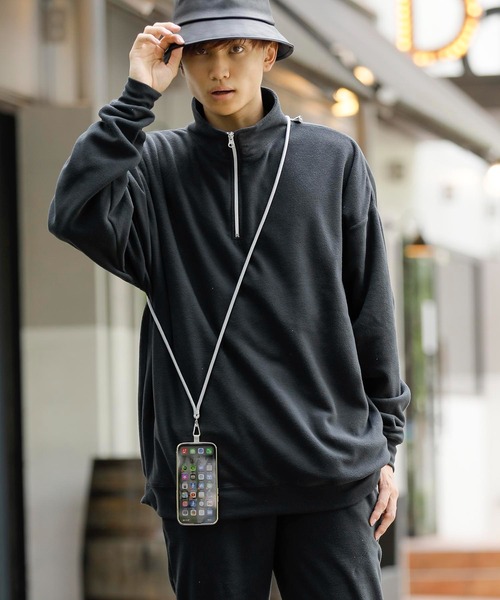 Beno(ビーノ)の「マイクロフリース リラックスオーバーシルエット ハーフジップ トレーナー(スウェット・メンズ・チャコールグレー/ブラック/ネイビー/オフホワイト/グリーン/ライトパープル/グレイッシュベージュ/グレイッシュブルー・S/M/L/XL)」の3枚目の写真