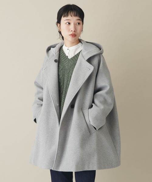 CRAFT STANDARD BOUTIQUE(クラフトスタンダードブティック)の「ポンチョ風フードコート *◆(ポンチョ・レディース・ライトグレー/ダークネイビー・FREE)」の2枚目の写真
