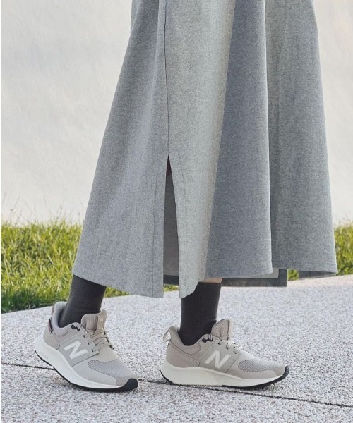 NEW BALANCE（ニューバランス）の「New Balance ニューバランス UA900CG1(2E) UA900 UA900CG1 GRAY(CG1)（スニーカー・メンズ・グレー・22.5cm/23.0cm/23.5cm/24.0cm/24.5cm/25.0cm/25.5cm/26.0cm/26.5cm/27.0cm/27.5cm/28.0cm/28.5cm/29.0cm）」の4枚目の写真