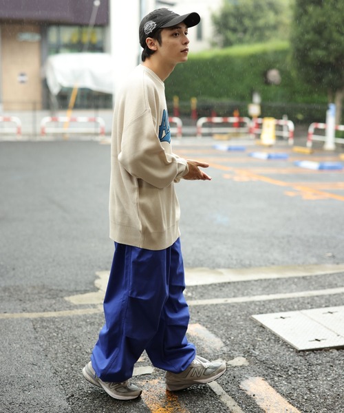 WEGO(ウィゴー)の「WEGO/スウェットライクロゴプルオーバー(ニット/セーター・メンズ・ブラウン/ダークグリーン/アイボリー/マスタード・MEDIUM/LARGE)」の7枚目の写真