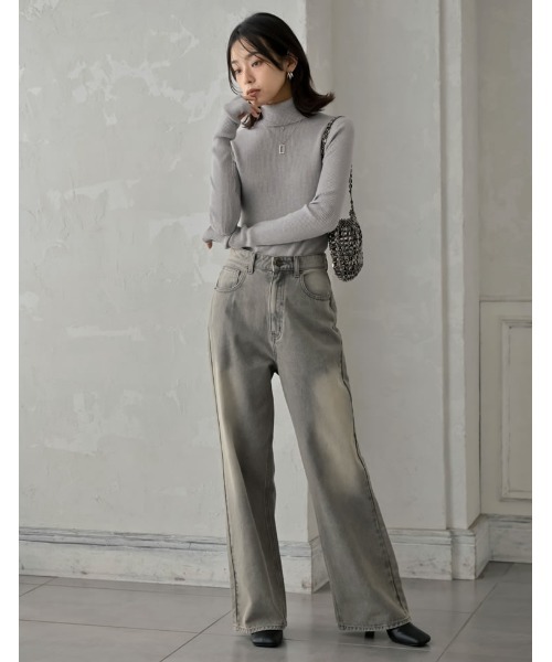 Re:EDIT（リエディ）の「[販売枚数5万枚突破！]指穴リブニットタートルネックトップス（ニット/セーター・レディース・グレー/ブラック/オレンジ/イエロー/ブルー/アイボリー/ラベンダー/ブラック系その他/グリーン/ブラウン/ネイビー系/ネイビー/レッド/キャメル/ライトピンク・MEDIUM/LARGE）」の18枚目の写真