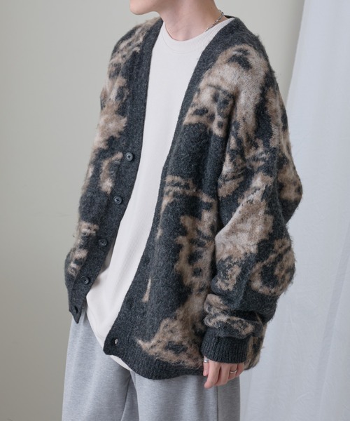 COLONY 2139（コロニートゥーワンスリーナイン）の「ペイズリーパターンニットカーディガン（カーディガン/ボレロ・メンズ・ブラウン/ブラック・MEDIUM/LARGE）」の12枚目の写真