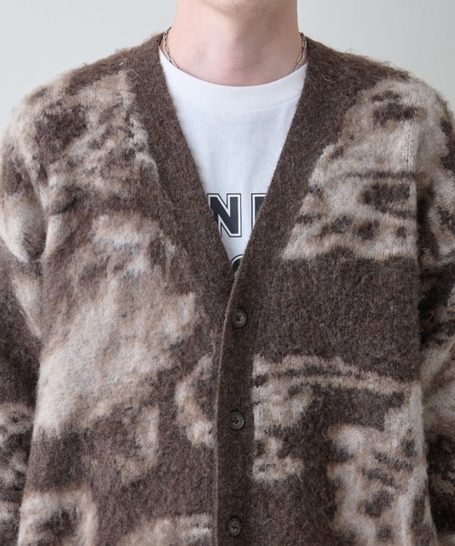 COLONY 2139（コロニートゥーワンスリーナイン）の「ペイズリーパターンニットカーディガン（カーディガン/ボレロ・メンズ・ブラウン/ブラック・MEDIUM/LARGE）」の10枚目の写真