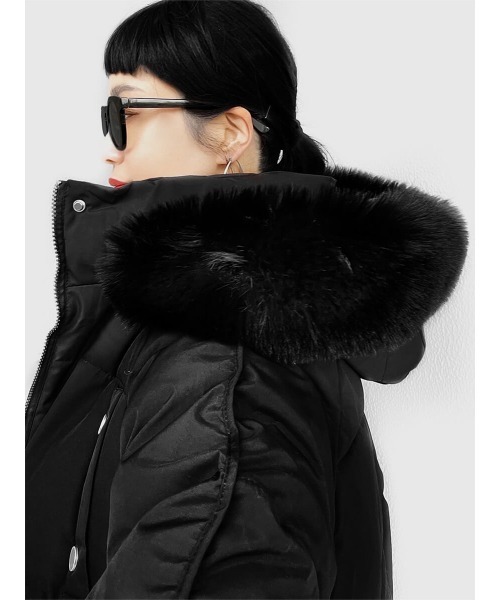 LVEU.（ラブユ.）の「Hooded eco down jacket / フードエコダウンジャケット(Ai select)（ダウンジャケット/コート・レディース・ブラック・FREE）」の7枚目の写真
