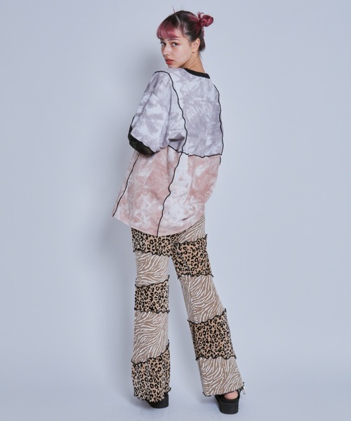 Candy Stripper（キャンディストリッパー）の「CND ANIMALS FLARE パンツ（その他パンツ・レディース・ベージュ/ブラック・2）」の4枚目の写真