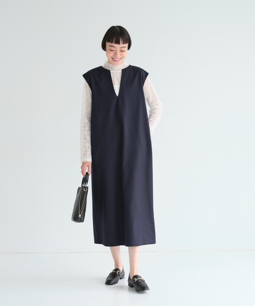 PUAL CE CIN(ピュアルセシン)の「TRキーネックワンピース(ジャンパースカート・レディース・ネイビー/ベージュ・FREE)」の11枚目の写真