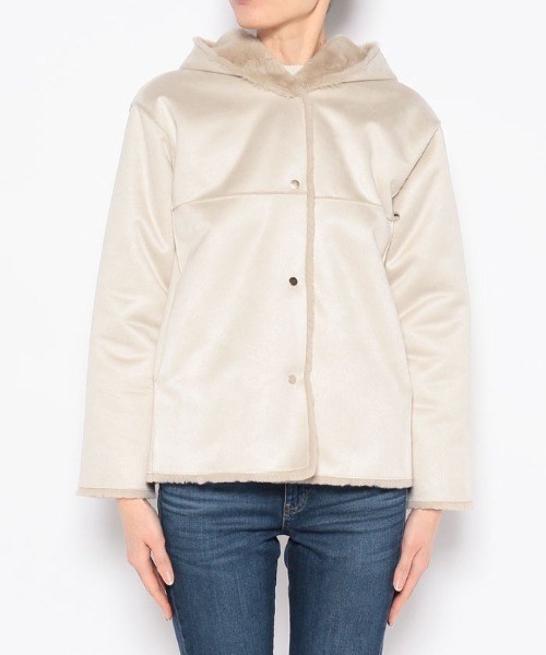 allureville（アルアバイル）の「フェイクムートンショートフーディ