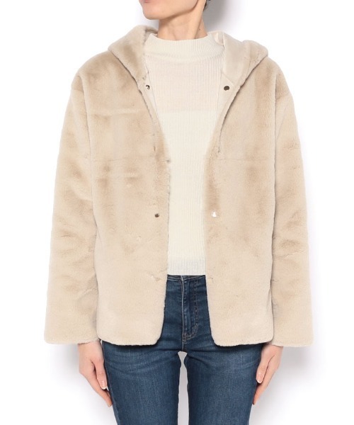 allureville（アルアバイル）の「フェイクムートンショートフーディ