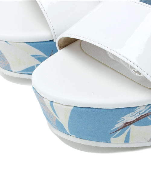 LE TALON（ルタロン）の「◇7.5CMプラットアンクルウエッジ（サンダル・レディース・ブラック/ホワイト/シルバー/アイボリー・36.5/37.5/35.5）」の12枚目の写真