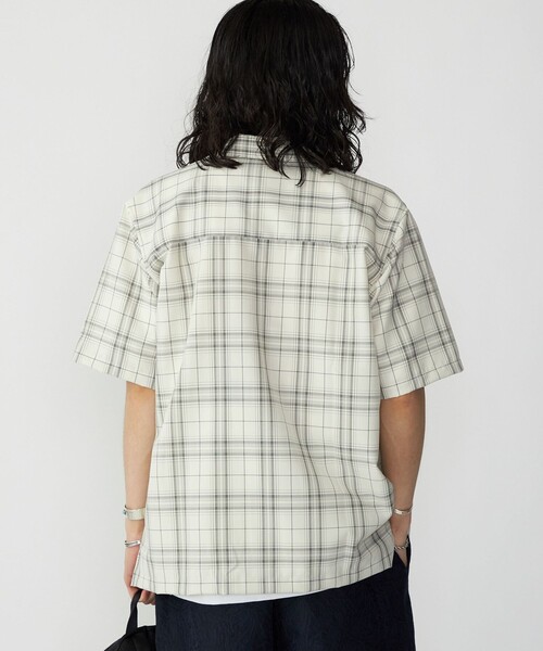 SHIPS(シップス)の「SHIPS: MADE IN JAPAN ドライタッチ オープンカラーシャツ 23SS(シャツ/ブラウス・メンズ・ライトグレー/ネイビー/ブラウン/オフホワイト/ピンク/ブルー/ダークグレー/ベージュ系・SMALL/MEDIUM/LARGE/X-LARGE)」の20枚目の写真