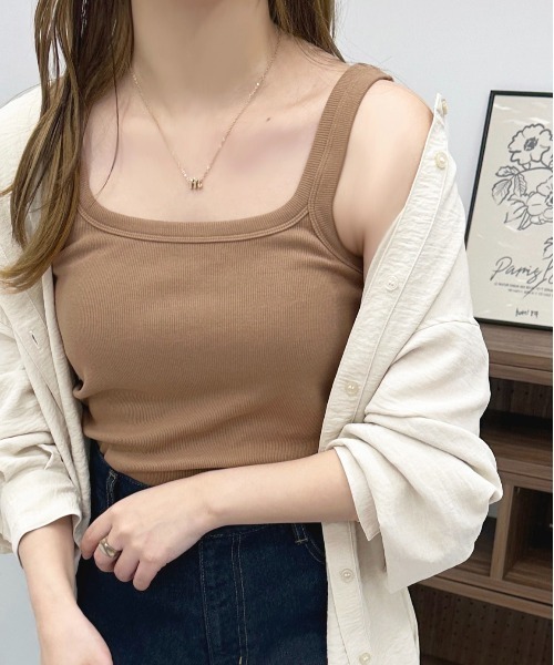 apres jour（アプレジュール）の「カップ付きタンクインナー【ZOZOTOWN限定アイテム】（タンクトップ・レディース・ライトブラウン/ライトベージュ/ブラック/ミント/オフホワイト・X-LARGE/フリー）」の4枚目の写真