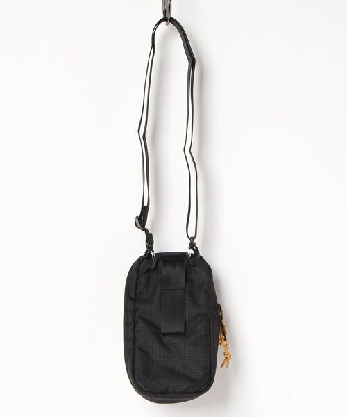 CHROME（クローム）の「CHROME/クローム ショルダーバック 耐水バッグ RUCKAS ACCES. POUCH 0.8L BG348BK（ショルダーバッグ・メンズ・ブラック・FREE）」の2枚目の写真