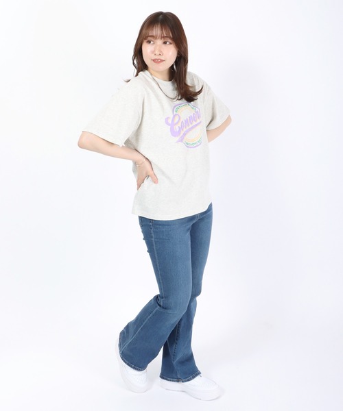 CONVERSE(コンバース)の「CONVERSE(コンバース)ブランドロゴ サークルプリントTシャツ(Tシャツ/カットソー・レディース・ホワイト系その他/レッド/ブラック/ブルー・L/M)」の8枚目の写真