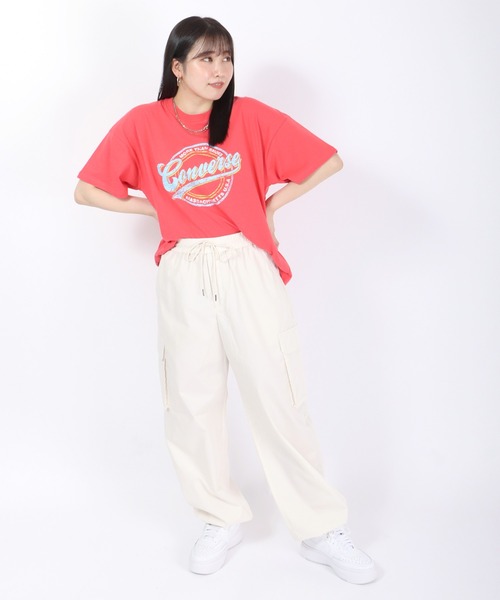 CONVERSE(コンバース)の「CONVERSE(コンバース)ブランドロゴ サークルプリントTシャツ(Tシャツ/カットソー・レディース・ホワイト系その他/レッド/ブラック/ブルー・L/M)」の18枚目の写真