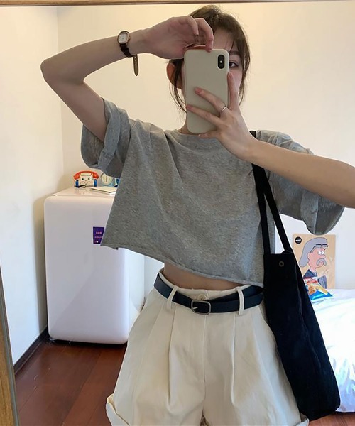 NinaetLina(ニナエリナ)の「選べる2パターンシルエット無地Tシャツ(Tシャツ/カットソー・レディース・グレー系その他/グレー/ブラック系その他/ホワイト/ブラック/ホワイト系その他・XL/M/S/L)」の1枚目の写真