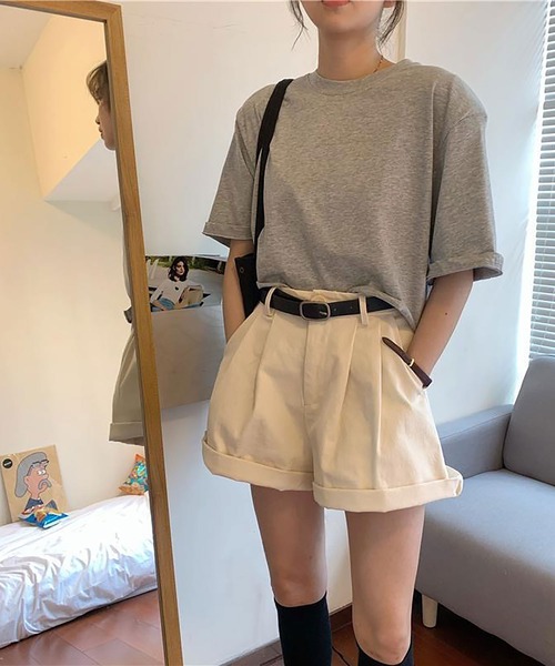 NinaetLina(ニナエリナ)の「選べる2パターンシルエット無地Tシャツ(Tシャツ/カットソー・レディース・グレー系その他/グレー/ブラック系その他/ホワイト/ブラック/ホワイト系その他・XL/M/S/L)」の17枚目の写真