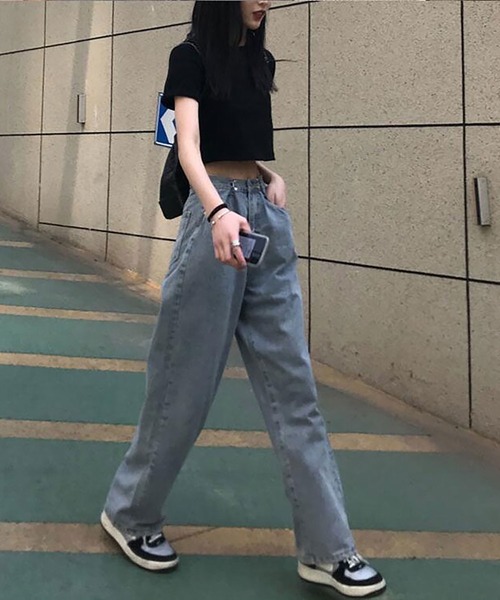 NinaetLina(ニナエリナ)の「選べる2パターンシルエット無地Tシャツ(Tシャツ/カットソー・レディース・グレー系その他/グレー/ブラック系その他/ホワイト/ブラック/ホワイト系その他・XL/M/S/L)」の21枚目の写真