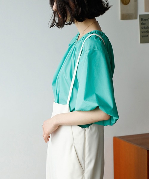 GeeRA(ジーラ)の「パフスリーブギャザーブラウス(シャツ/ブラウス・レディース・オフホワイト/ピンク/オレンジ/グリーン・MEDIUM/LARGE)」の10枚目の写真