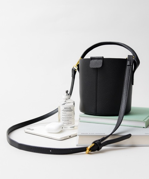 【セール】3-FD メリル ワンハンドル ミニ ショルダーバッグ ポーチ付(ショルダーバッグ)|folka(フォルカ) 【セール】3-FD メリル ワンハンドル ミニ ショルダーバッグ ポーチ付(ショルダーバッグ)|folka(フォルカ)