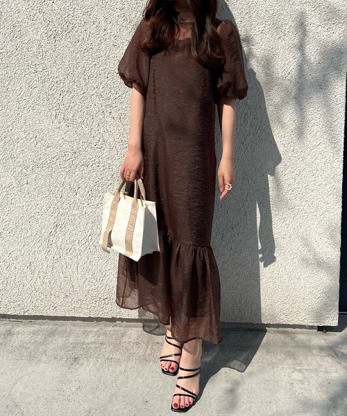 JUNOAH(ジュノア)の「シアードッキングワンピース(ワンピース・レディース・ブラウン/ブラック/クリーム・MEDIUM/LARGE/X-LARGE/SMALL)」の16枚目の写真