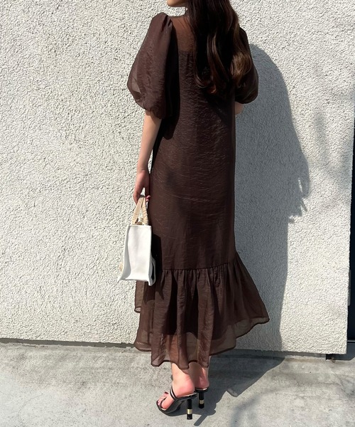 JUNOAH(ジュノア)の「シアードッキングワンピース(ワンピース・レディース・ブラウン/ブラック/クリーム・MEDIUM/LARGE/X-LARGE/SMALL)」の17枚目の写真