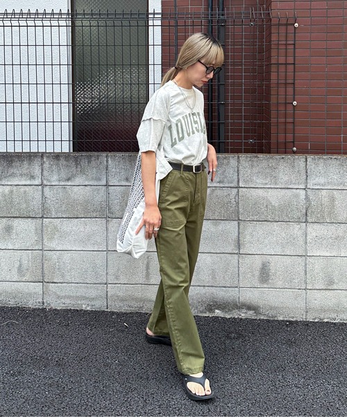 feepur(フェピュール)の「カレッジロゴルーズTee(Tシャツ/カットソー・レディース・オフホワイト/ホワイト/オートミール/グレー・MEDIUM)」の20枚目の写真