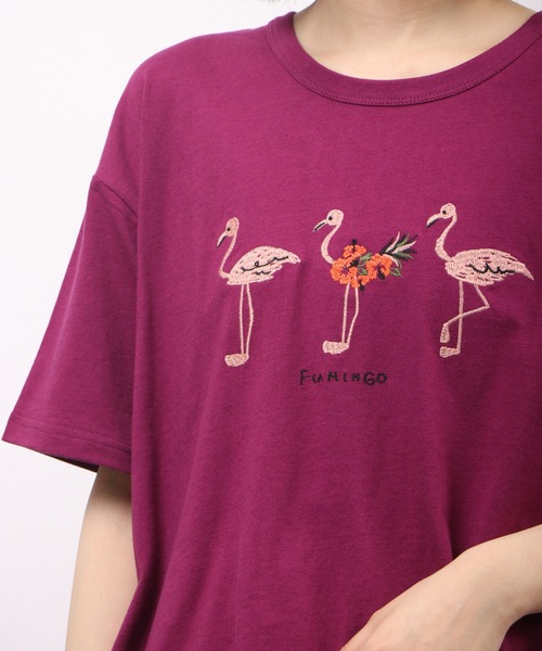Emago(イマゴ)の「EMAGO フラミンゴ刺繍フレア半袖Tシャツ(Tシャツ/カットソー・レディース・パープル/アイボリー/ホワイト×イエロー・FREE)」の17枚目の写真