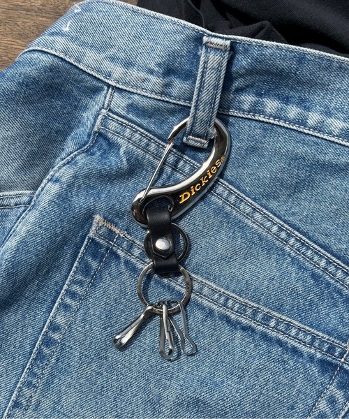 Dickies（ディッキーズ）の「Dickies / フックカラビナキーホルダー / DS054NC（ベルト・メンズ・ホワイト/レッド/イエロー/ブラック/ホワイト系その他/レッド系その他/イエロー系その他/ブルー系その他/ゴールド系その他/ゴールド系その他2/ゴールド系その他3・ONESIZE）」の5枚目の写真
