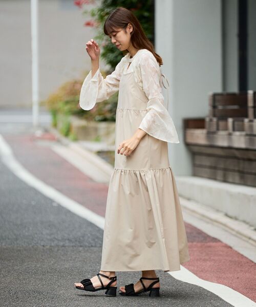 MAJESTIC LEGON(マジェスティックレゴン)の「【WEB限定/REVIVAL】classicフレアブラウス(シャツ/ブラウス・レディース・ホワイト系その他2/ブラック/アイボリー/ブラック系その他・MEDIUM)」の14枚目の写真
