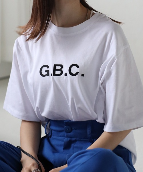 sakishimatokyo(サキシマトーキョー)の「アソートロゴ/箔/フロッキープリントTシャツ/カットソー(Tシャツ/カットソー・レディース・ホワイト系その他3/ホワイト/アイボリー/ブラック/ホワイト系その他2/ホワイト系その他4/オフホワイト/ブラック系その他/ホワイト系その他/チャコール/イエロー/シルバー/ゴールド/ホワイト系その他5/ブラック系その他2/ブルー/ベージュ/ベージュ系その他/ホワイト系その他6/ブラック系その他3・FREE)」の7枚目の写真