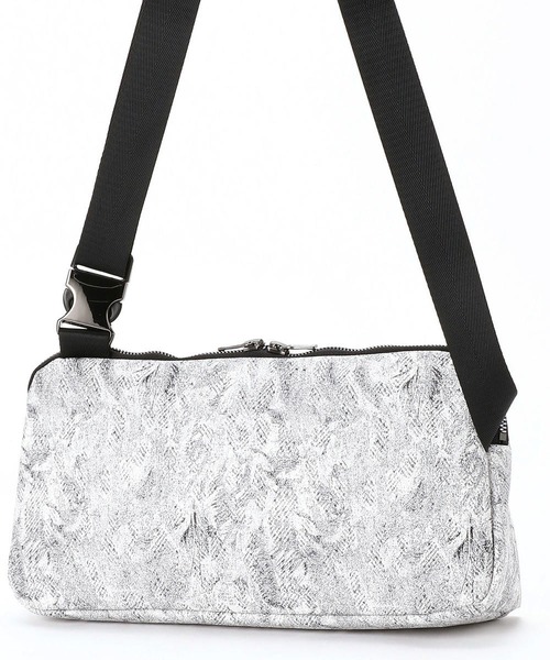 MONSIEUR NICOLE（ムッシュニコル）の「ダブルジップボディバッグ（ボディバッグ/ウエストポーチ・メンズ・ネイビー/ホワイト系その他/ブラック・FREE）」の4枚目の写真