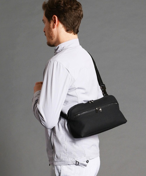 MONSIEUR NICOLE（ムッシュニコル）の「ダブルジップボディバッグ（ボディバッグ/ウエストポーチ・メンズ・ネイビー/ホワイト系その他/ブラック・FREE）」の11枚目の写真