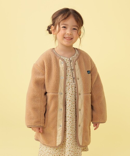 BEAMS mini（ビームスミニ）の「BEAMS mini / ボアキルト リバーシブル ノーカラーコート 23FW（90～160cm）（ノーカラーコート・キッズ・キャメル/アイボリー・100/150/130/120/160/140/90/110）」の13枚目の写真