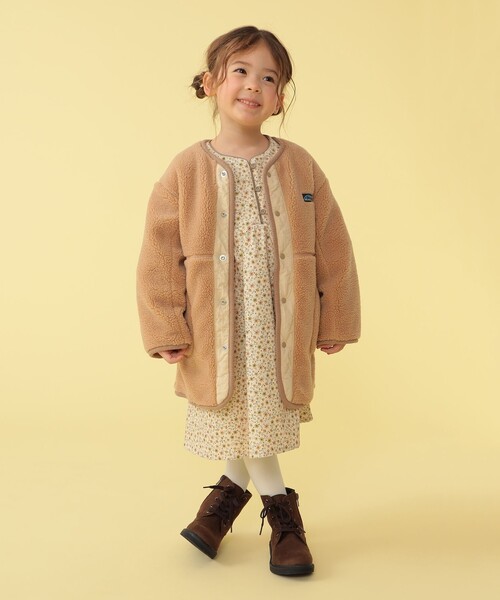 BEAMS mini（ビームスミニ）の「BEAMS mini / ボアキルト リバーシブル ノーカラーコート 23FW（90～160cm）（ノーカラーコート・キッズ・キャメル/アイボリー・100/150/130/120/160/140/90/110）」の14枚目の写真