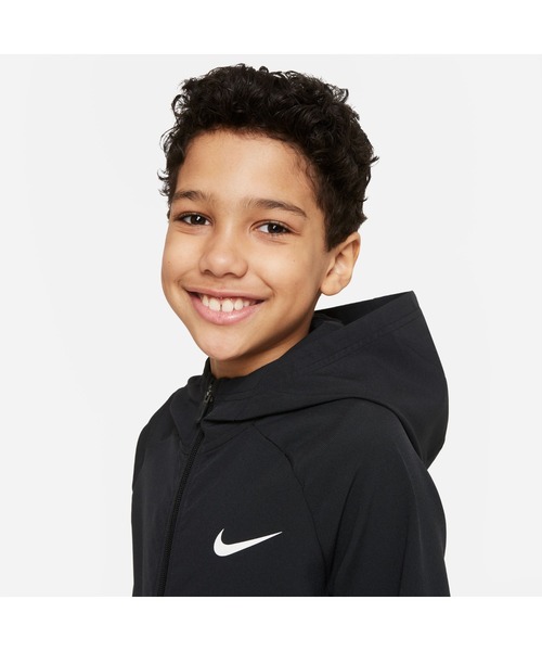 NIKE(ナイキ)の「ナイキ NIKE ナイキ YTH DF ウーブン ジャケット(ナイロンジャケット・キッズ・ブラック/グレー・130cm/160cm/140cm/150cm)」の5枚目の写真