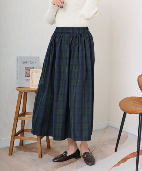 libelle more（リベル モア）の「《洗える》ビッグチェック柄フレアーロングスカート（スカート・レディース・ネイビー系/グレー系その他/グリーン系その他・M/L）」の9枚目の写真