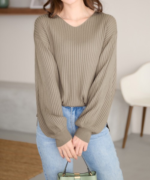 alotta（アロッタ）の「カシミヤタッチボリューム袖ニット（ニット/セーター・レディース・アイボリー/ベビーピンク/ブラック/モカ/ネイビー/杢グレー/ライトブルー・L/M/LL/5L/4L/3L）」の20枚目の写真