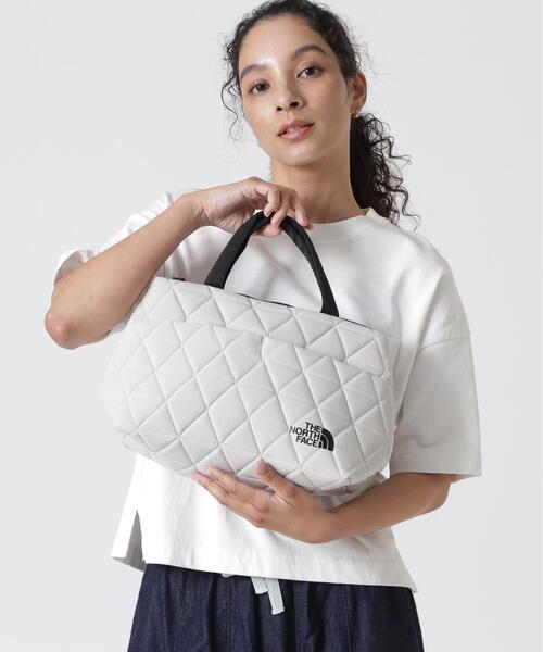 THE NORTH FACE(ザノースフェイス)の「THE NORTH FACE (ザ・ノース・フェイス)Geoface Box Tote ジオフェイスボックストート NM32355 【2026年入荷モデル】(トートバッグ・レディース・タン/ブラック/グレー/ホワイト/モスグリーン/アイボリー・F)」の3枚目の写真