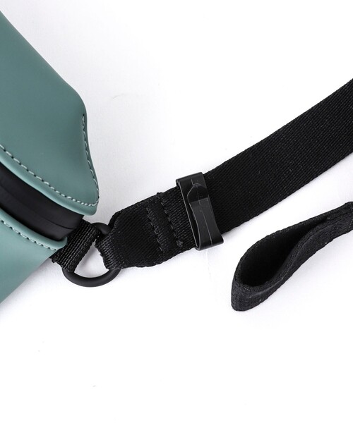 UCON ACROBATICS(ユーコンアクロバティックス)の「【UCON ACROBATICS/ユーコン・アクロバティックス】Jona Large Bag(ショルダーバッグ・メンズ・ミント/ブラック・FREE)」の13枚目の写真