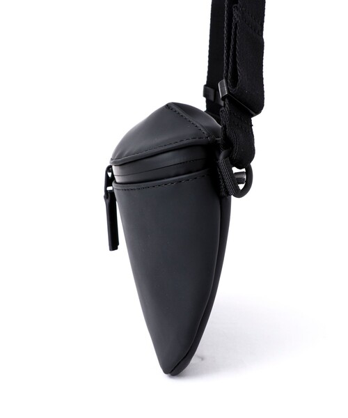 UCON ACROBATICS(ユーコンアクロバティックス)の「【UCON ACROBATICS/ユーコン・アクロバティックス】Jona Large Bag(ショルダーバッグ・メンズ・ミント/ブラック・FREE)」の14枚目の写真