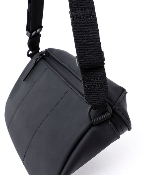 UCON ACROBATICS(ユーコンアクロバティックス)の「【UCON ACROBATICS/ユーコン・アクロバティックス】Jona Large Bag(ショルダーバッグ・メンズ・ミント/ブラック・FREE)」の21枚目の写真