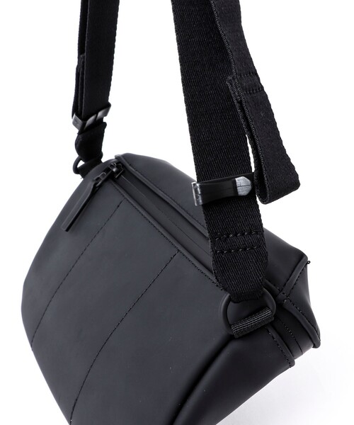 UCON ACROBATICS(ユーコンアクロバティックス)の「【UCON ACROBATICS/ユーコン・アクロバティックス】Jona Large Bag(ショルダーバッグ・メンズ・ミント/ブラック・FREE)」の8枚目の写真